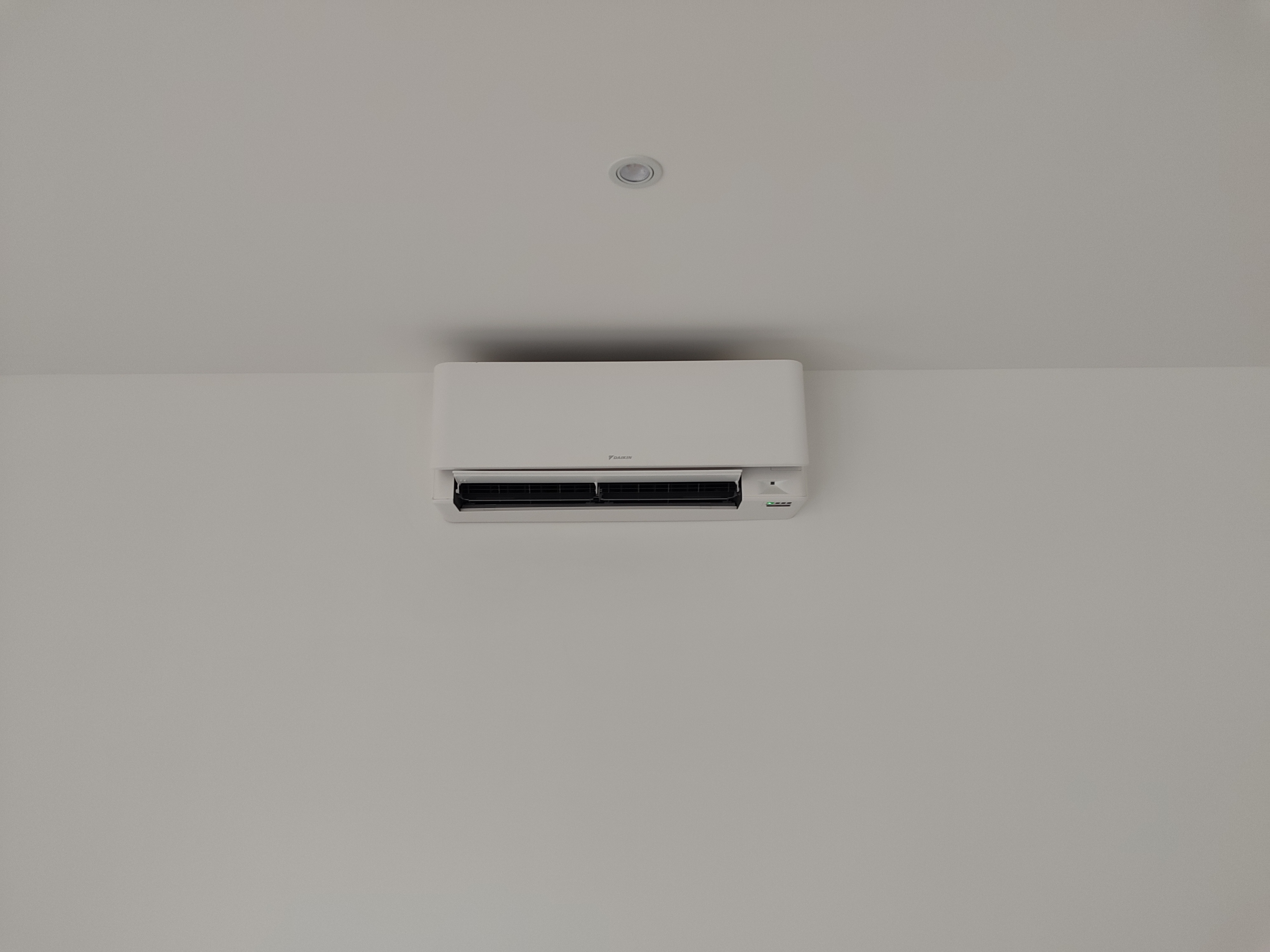 Mural daikin stylish